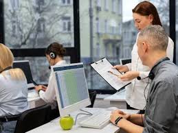 Building Resilient Web Services with Adaptive API Gateways and Observability-Driven Architecture